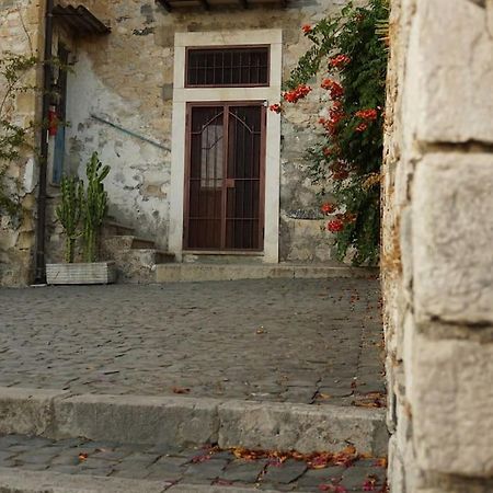 Casa Al Teatro Apartamento Terracina Exterior foto