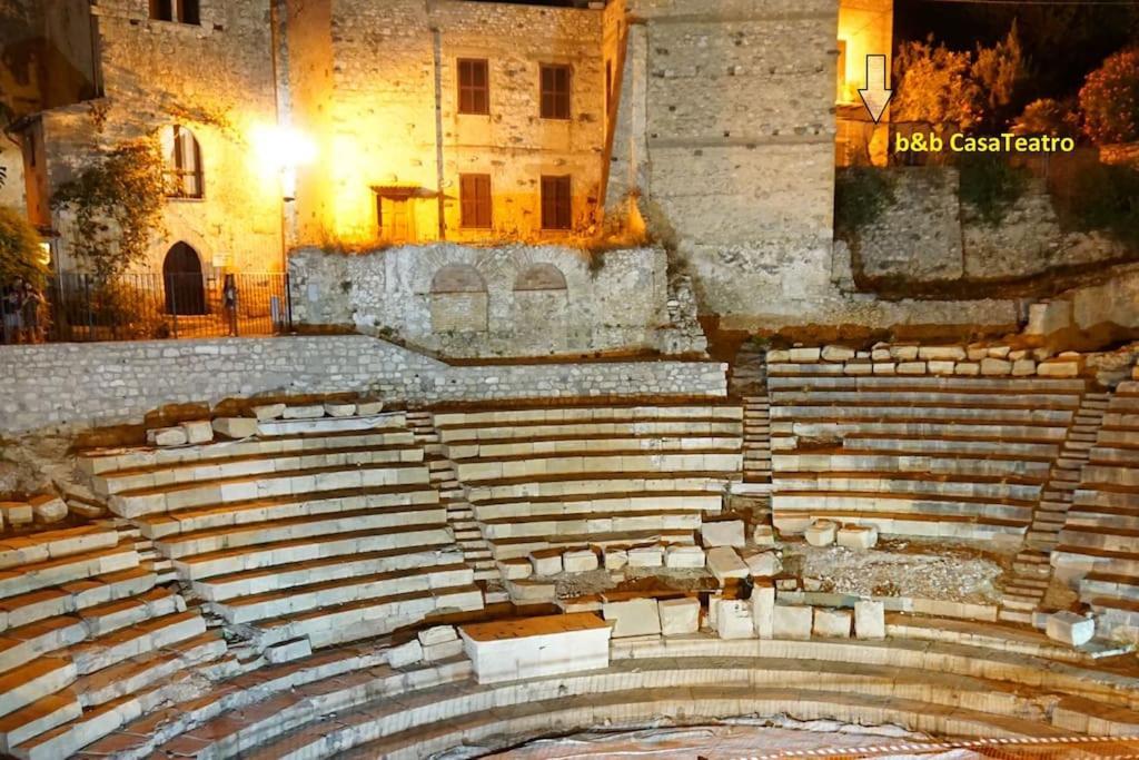 Casa Al Teatro Apartamento Terracina Exterior foto